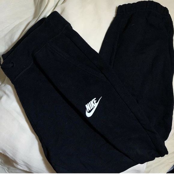 Nike Pants - Black Cropped Nike sweats Nike Pants - Black Cropped Nike sweats